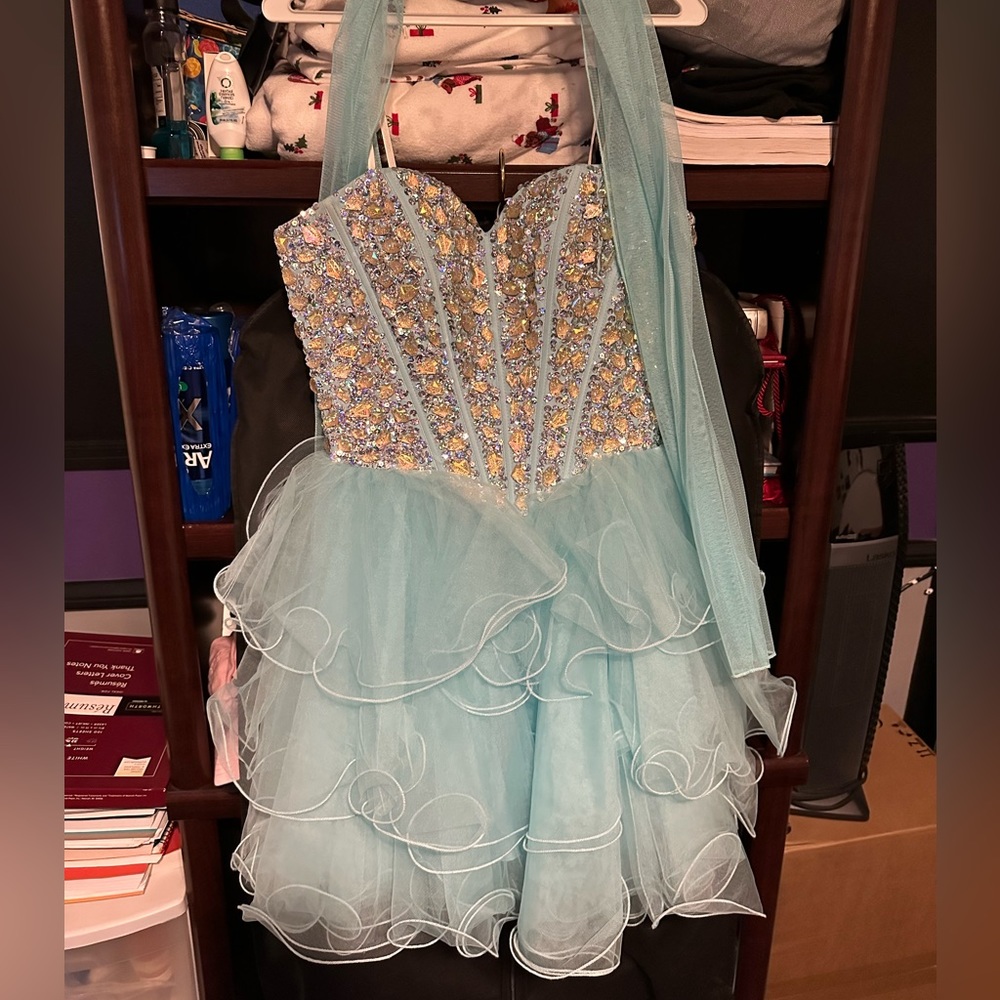 Blue straplesss dress